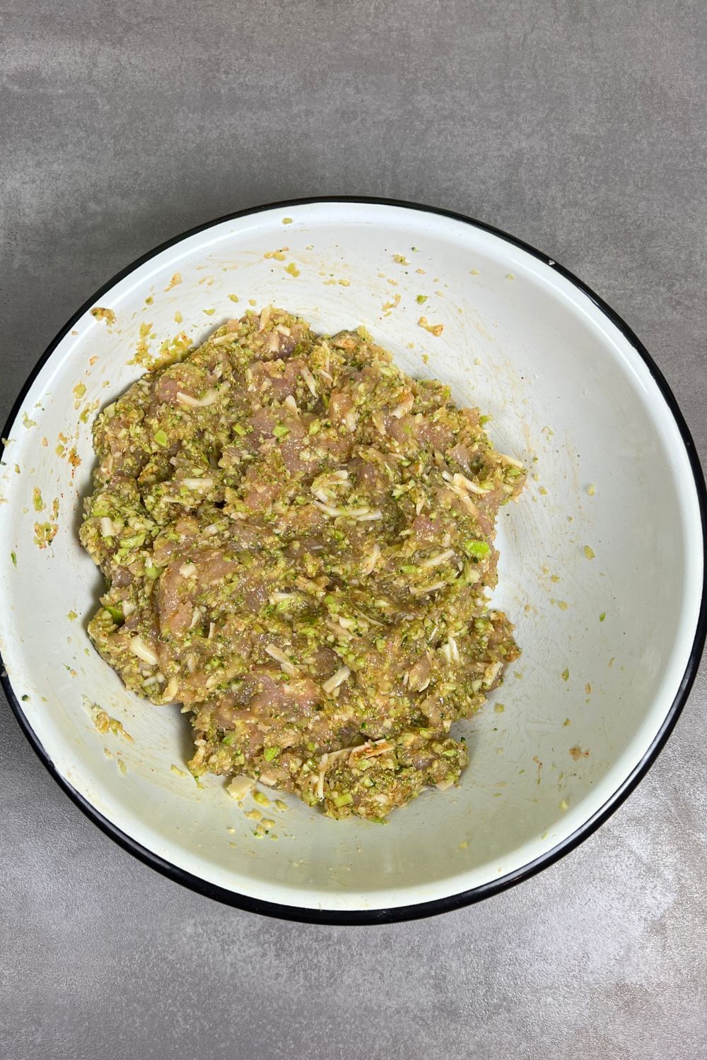 brokkolis pulykafasírt formázás előtt
